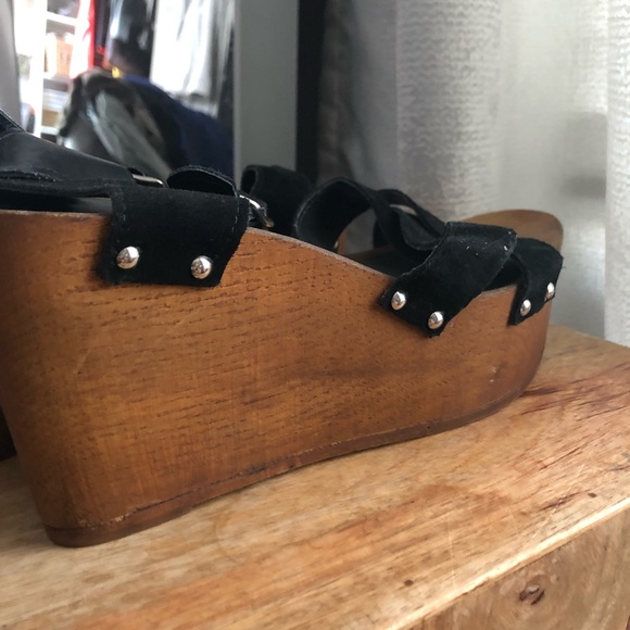 Wedge - Picture 6 of 7